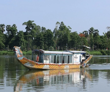 Hue: Private Dragon Boat, Thien Mu Pagoda, & Royal Tomb Tour