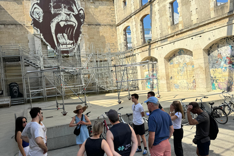 The Best of Bordeaux: E-Bike Tour with Pétanque & Appetizers