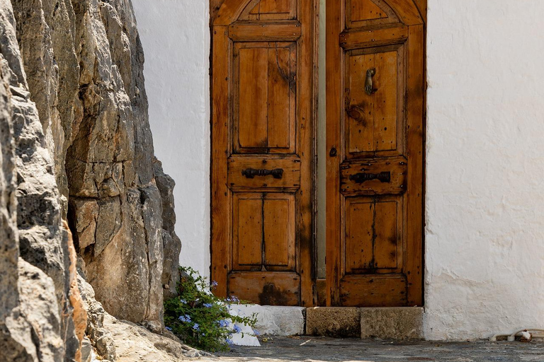 Rhodos Stadt und Umgebung: Lindos Hin- und Rückfahrt mit freier ZeitLindos Express (6 Stunden)