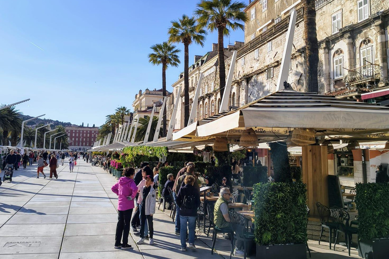Split Then & Now: Palace & City Life – Small Group Tour