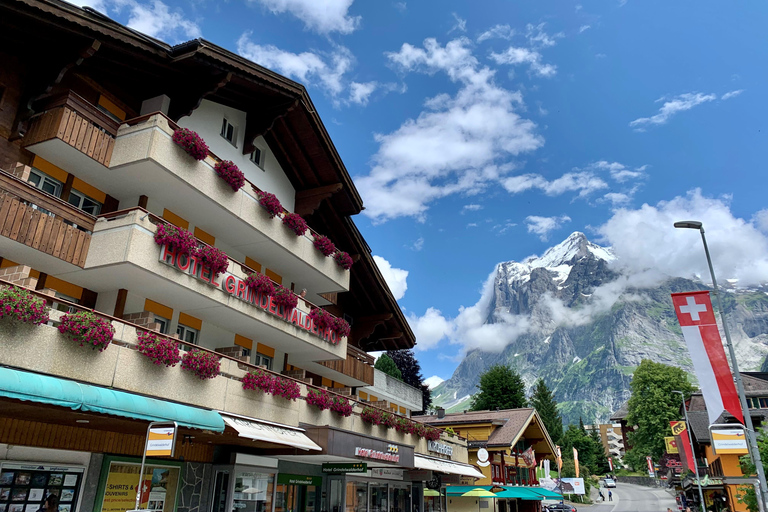 Desde Zúrich: Excursión de un día a Grindelwald y el Primer Paseo por los Acantilados