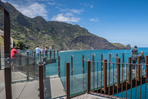 Madère Funchal : Tour de l&#039;Est Pico Arieiro &amp; Santana&amp;Laurissilva