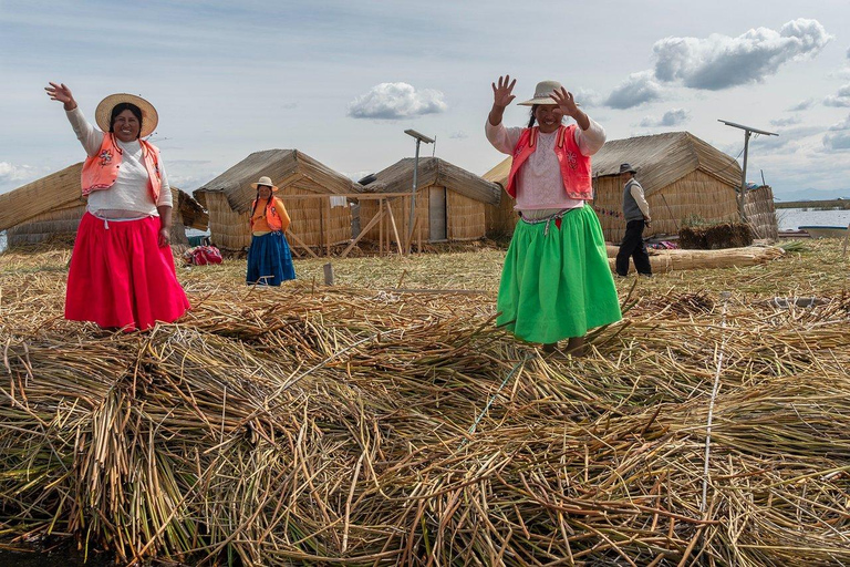 Puno: Small-Group Uros & Taquile Sightseeing Tour by Speedboat Puno: Small Group Speedboat Sightseeing Tour of Uros and Taquile