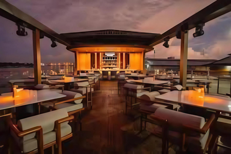 Watch The Sunset or Enjoy Dinner On Luxury Cruise in Saigon Dinner On Cruise Without Pick-Up On Cruise & Shared Table