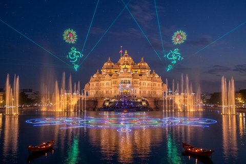 Delhi: Akshardham Light & Water Show Private Tour w/ Options Tour with Guide & AC Car: Akshardham Temple Only