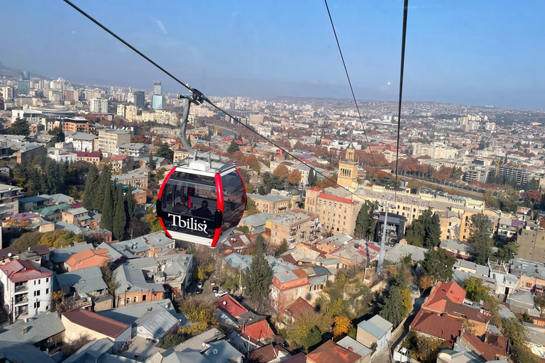 Tbilisi: Mtatsminda ny linbana och Lagidze vattenprovning