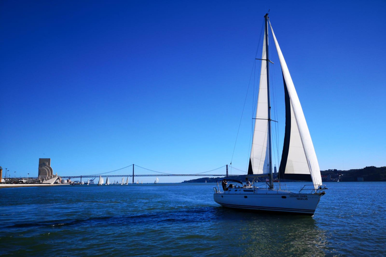 Lisbon: Yacht Sailing Tour With Portuguese Wine and History 2h Private - Lisbon Yacht Sailing Tour With History