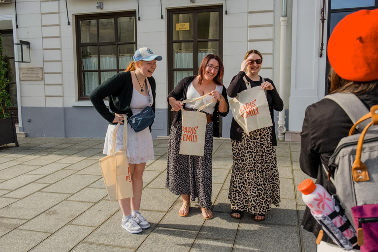 El tour a pie oficial de Emily en París