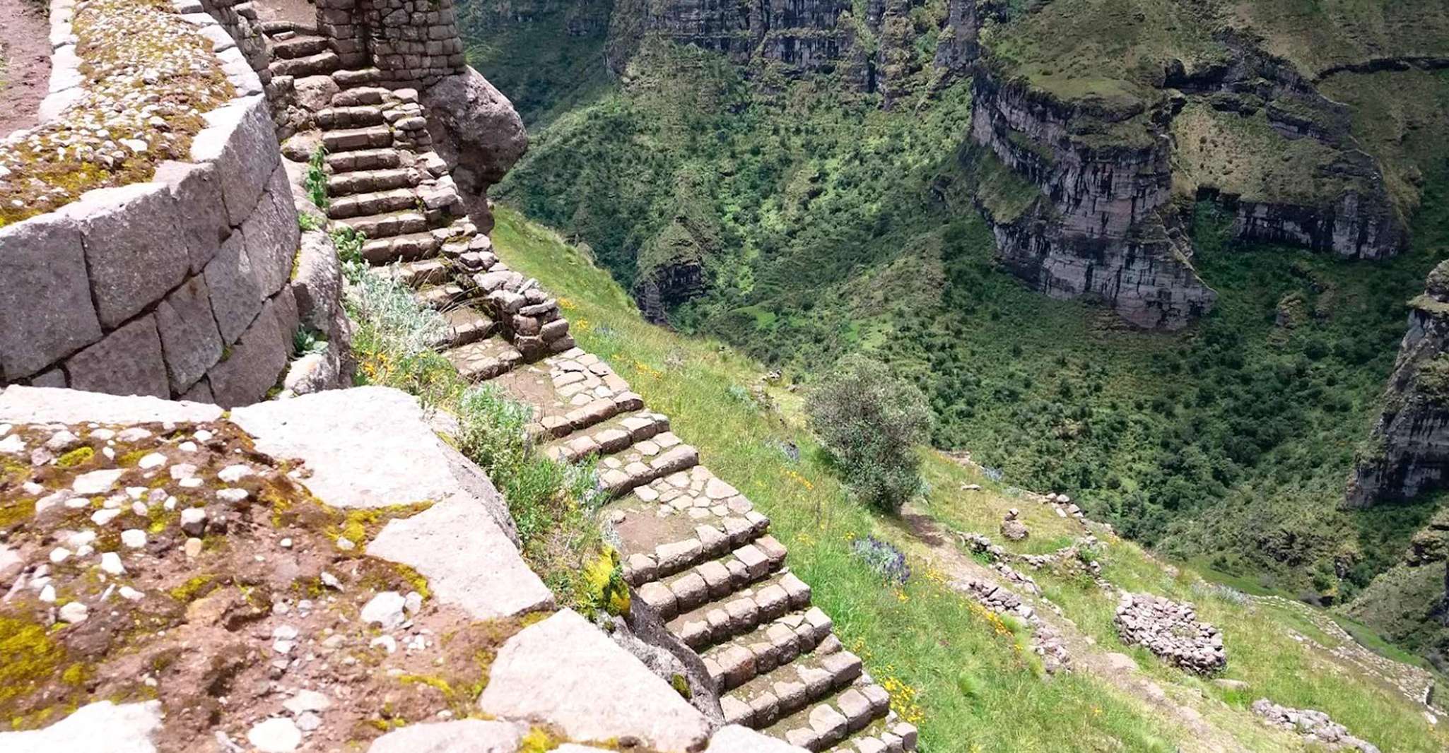 | From Cusco, 2 days excursion to Waqrapukara - Housity