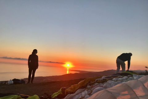 Scenic Malibu Hills to Beach Tandem Paragliding Adventure