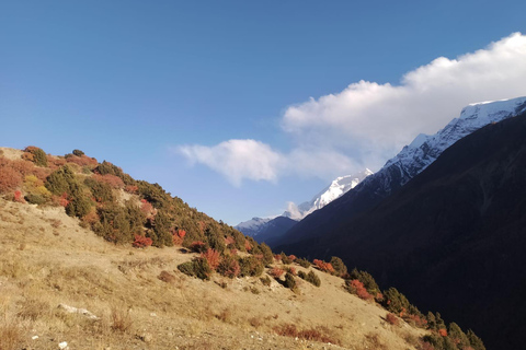 Pokhara: 4WD to Manang Lakes, Villages, Himalayan Views Tour