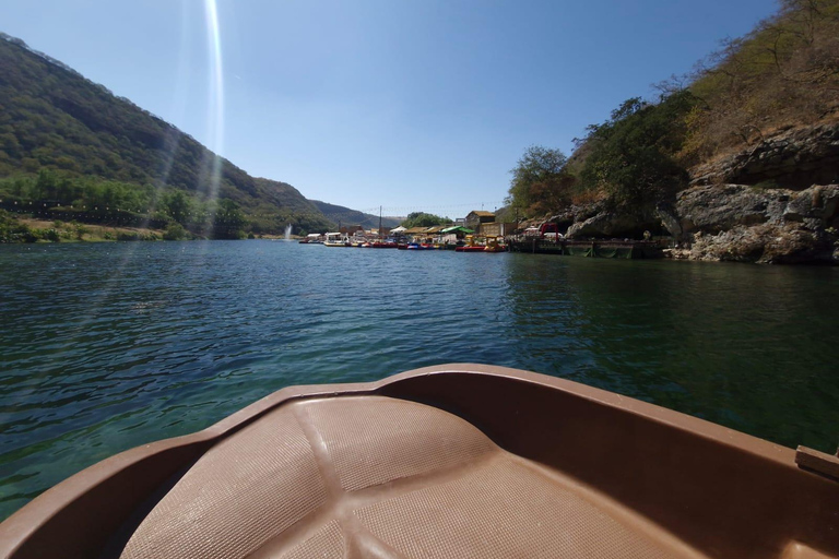 Salalah: Jebel Safari & Natural Wonders – Full-Day Tour Salalah: Jebel Safari & Natural Wonders – Full-Day Tour