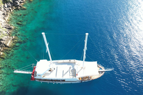Fethiye: 12 Islands Boat Tour with Lunch and Transfer Option 12 Islands Boat Trip With Hotel Transfer