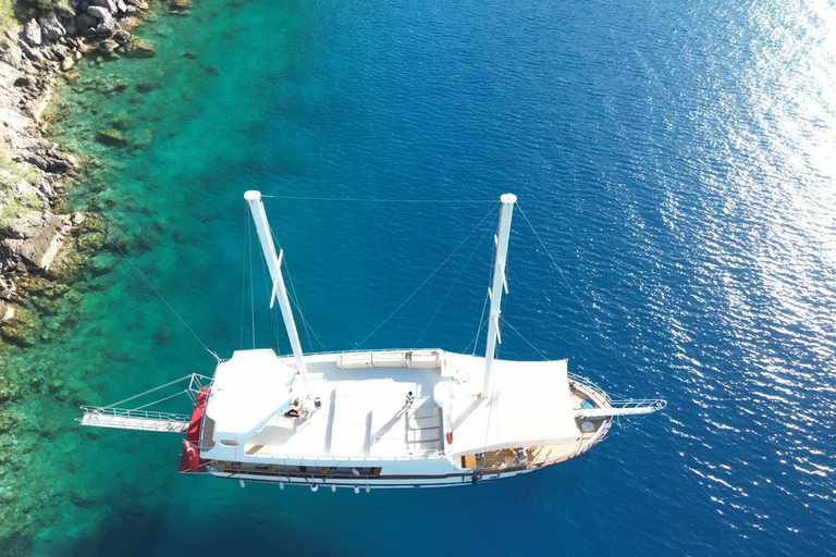 Fethiye: 12 Islands Boat Tour with Lunch and Transfer Option 12 Islands Boat Trip With Hotel Transfer