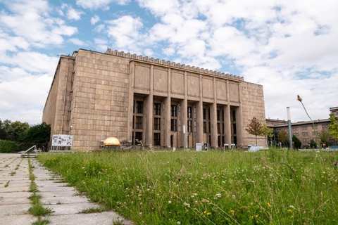 Krakow Old Town and National Museum Private Guided Tour 2-hour: Old Town Tour & Tickets to National Museum