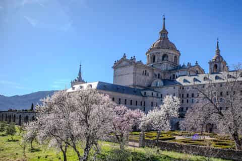 エル・エスコリアル宮殿 ガイドブック2冊 68.jpg