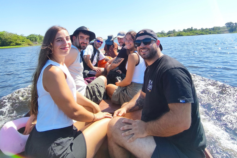From Manaus: 4-Day Amazon Rainforest Expedition with Meals