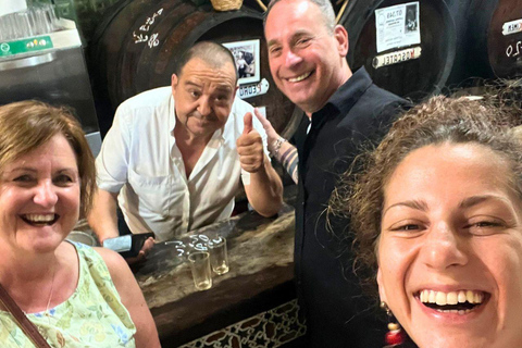 Malaga: Local Tapas Tour into Real Andalusian Culture Malaga: Local Tapas Tour into Real Andalusian Culture -ITA