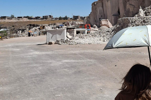 Arequipa: Private Sillar Route Tour + Culebrillas