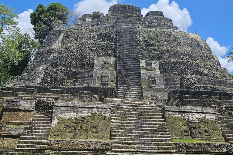 圣佩德罗：拉马奈玛雅神庙和河流导览游圣佩德罗：拉马奈玛雅寺庙和河流导览游