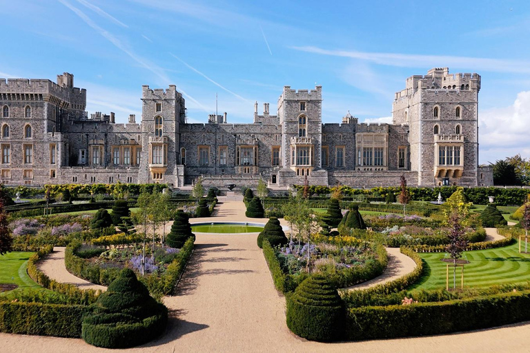 Exclusive Windsor Castle Entry, Audio Guide & Transportation