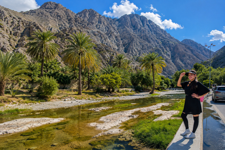 Visit Nakhal Fort, Ain Al Thawarah, & Wadi Bani Auf Tour