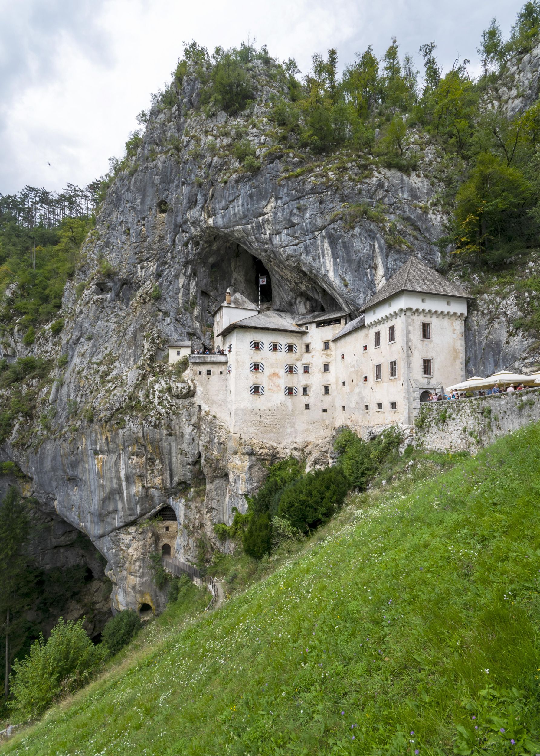 Maribor: Postojna Höhle und Predjama Burg Tag Private Tour