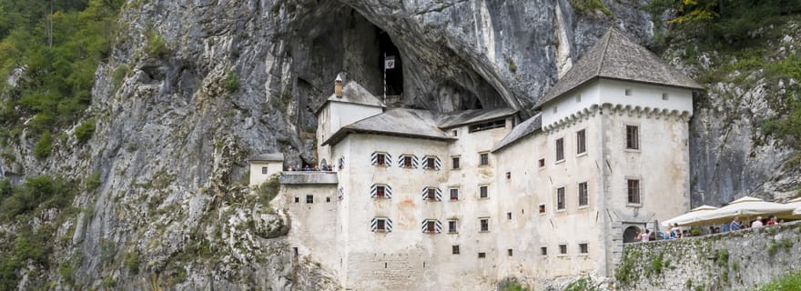 Maribor : Grotte de Postojna et château de Predjama - Visite privée d'une journée