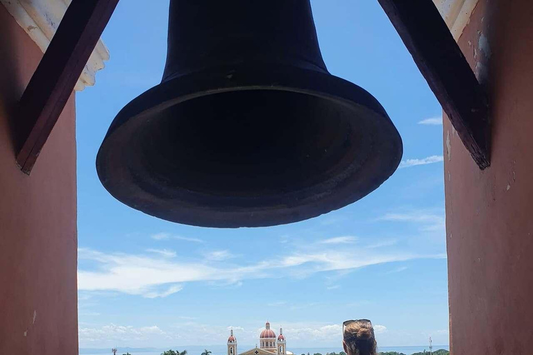 León: Local-Led Walking Tour with Nicaraguan Food Tasting