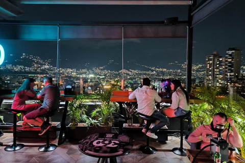 El Poblado: Vida nocturna en las azoteas y discotecas de Medellín