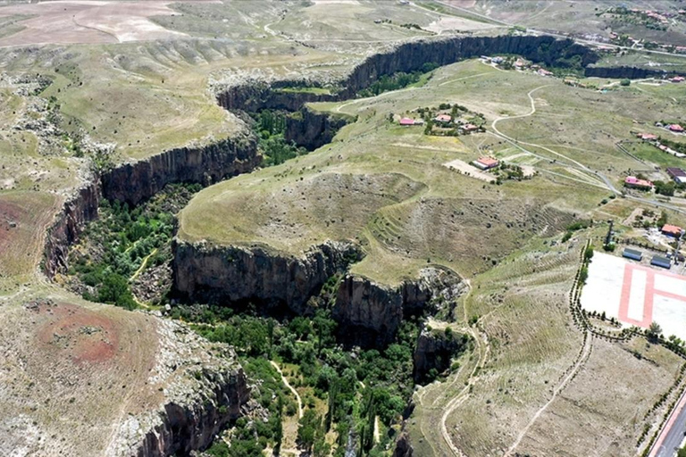 Capadócia: visita a Derinkuyu, Vale de Ihlara e Vale dos PombosCapadócia: Derinkuyu, Vale de Ihlara e Vale dos Pombos