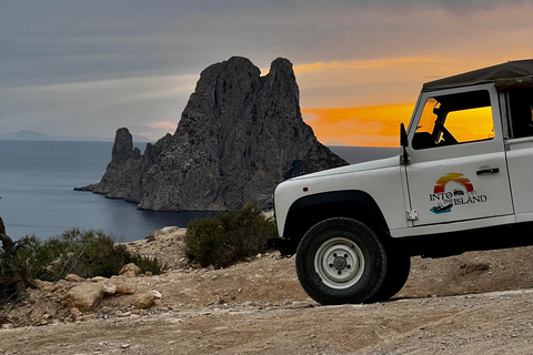 Ibiza: Wycieczka łodzią, safari 4x4 i wędrówka o zachodzie słońca w Es Vedra