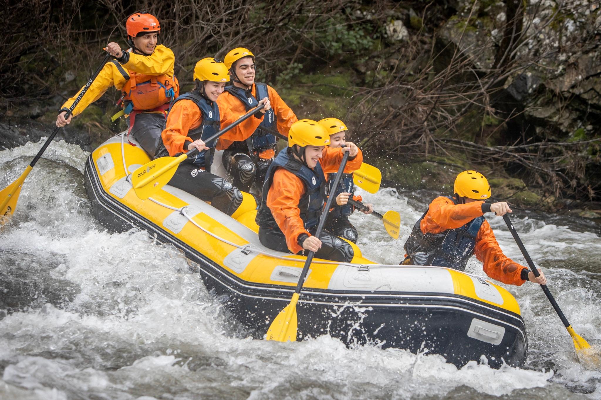 Von Porto aus: Wag dich auf eine Rafting-Tour auf den wilden Fluten des Paiva