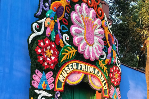 Coyoacan, Histoire et Vie d'un Quartier MagiqueCoyoacan, histoire et vie d'un quartier enchanteur