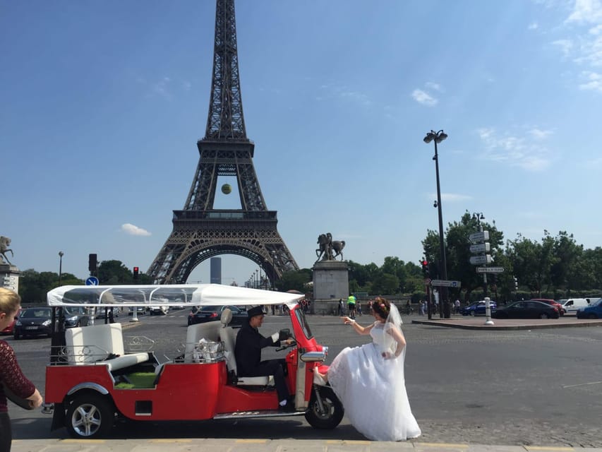 Paris en tuk-tuk : visite privée des lieux emblématiques