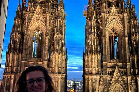 Cologne: Guided Old Town Tour with 3 Kölsch Beers