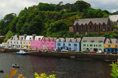Inverness: Isle of Skye, Loch Ness, and Castles Day Trip