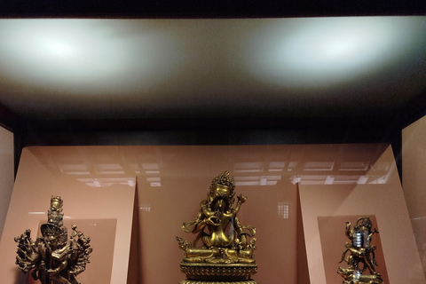 One-Day Private Vehicle Sightseeing Tour – 6 Points