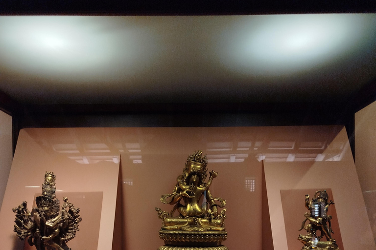 One-Day Private Vehicle Sightseeing Tour – 6 Points