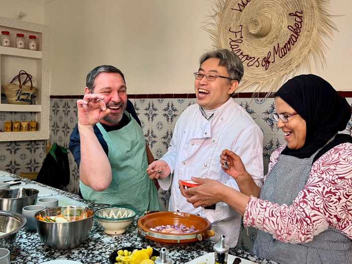 Marrakech: Moroccan Cooking Class with Market Visit and Meal