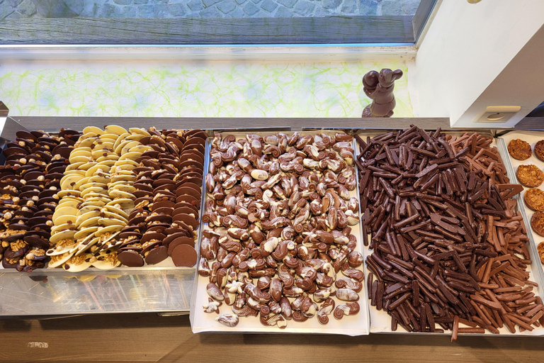 2-Day Tour from Paris: Luxembourg, Brussels, Ghent & Bruges