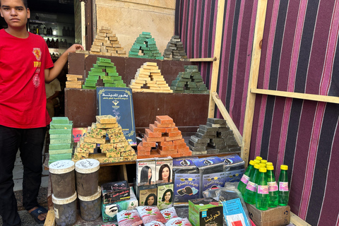 Cairo: Souvenir Shopping Tour with Private Transfer