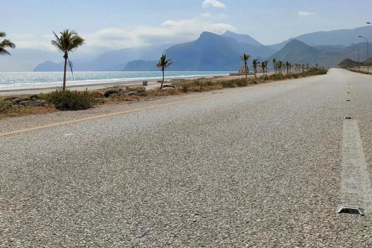 Salalah West Tour (Al fazayah beach, shaat viewpont)