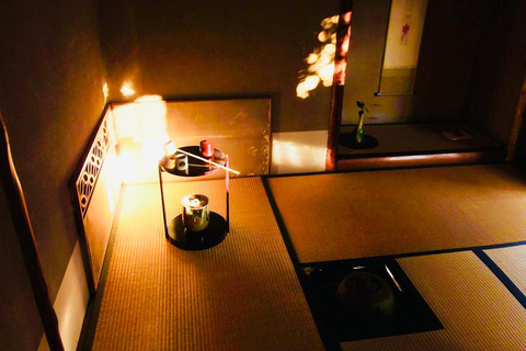 Kyoto: Tea Ceremony in a Tradtional Tea Room