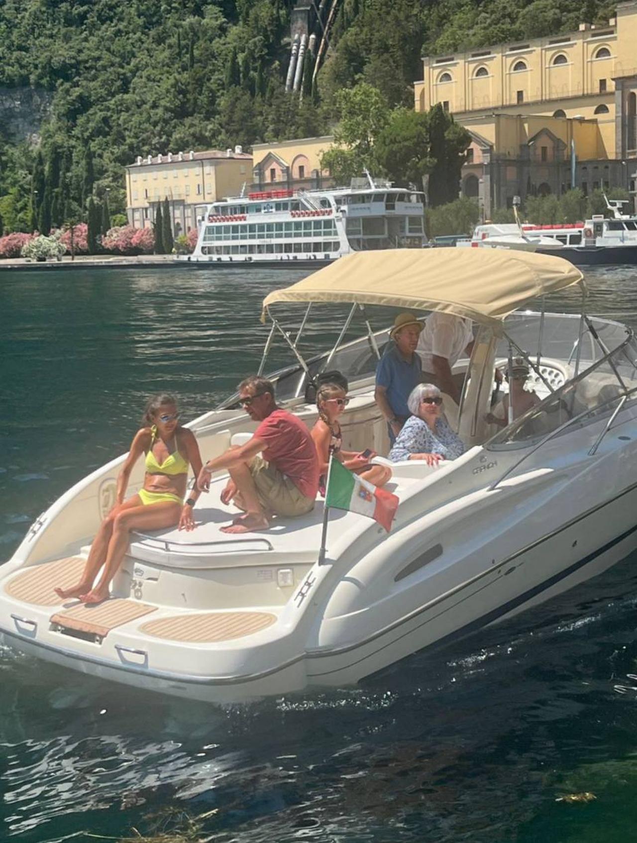 Riva del Garda: Private Schnellboot-Tour auf dem Gardasee mit Prosecco