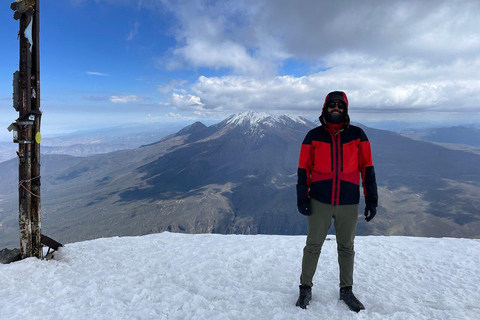 De Arequipa: acampamento e caminhada de 2 dias no vulcão Misti