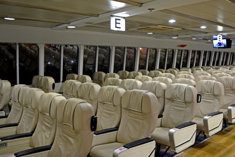 Mykonos: Ferry Journey Between Mykonos and Naxos Naxos → Mykonos (One Way)