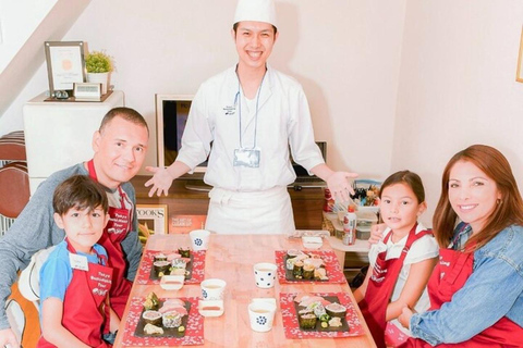 Atelier privé de sushi : Le chef vient à votre hôtelCours sur mesure