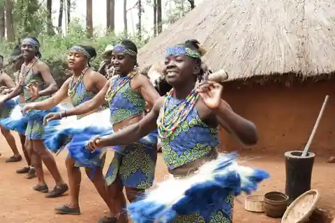 Nairobi: spettacolo di danza tradizionale e acrobatica Bomas of Kenya