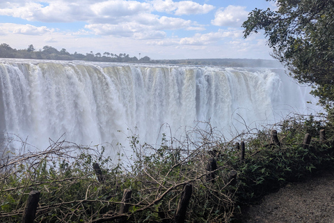 Victoria Falls: Airport Transfer, Falls Tour & Village Visit
